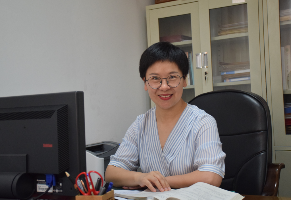 化学与材料科学学院  赵丽娟